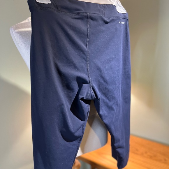 Small Navy Reebok Capris - Picture 6 of 6